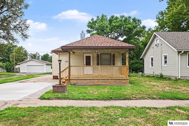 1217 N Somers Avenue, Fremont, NE 68025