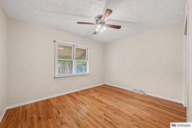 1217 N Somers Avenue, Fremont, NE 68025