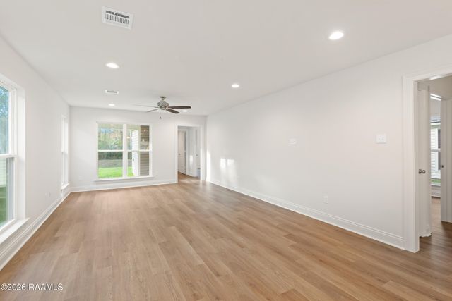 225 Camerons Cove Drive, Carencro, LA 70520