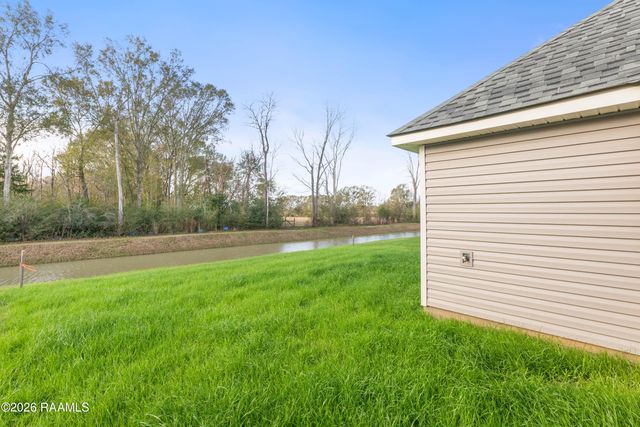 225 Camerons Cove Drive, Carencro, LA 70520