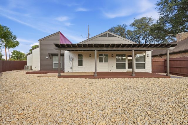 17007 Davenport Road, Dallas, TX 75248