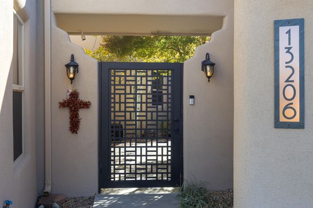 13206 Moondance Place NE, Albuquerque, NM 87111