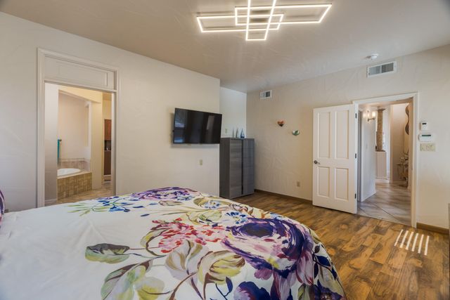 13206 Moondance Place NE, Albuquerque, NM 87111