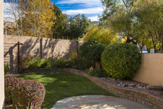 13206 Moondance Place NE, Albuquerque, NM 87111