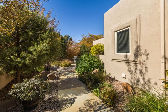 13206 Moondance Place NE, Albuquerque, NM 87111