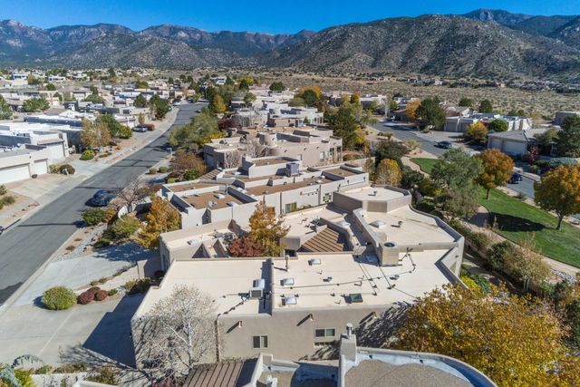 13206 Moondance Place NE, Albuquerque, NM 87111