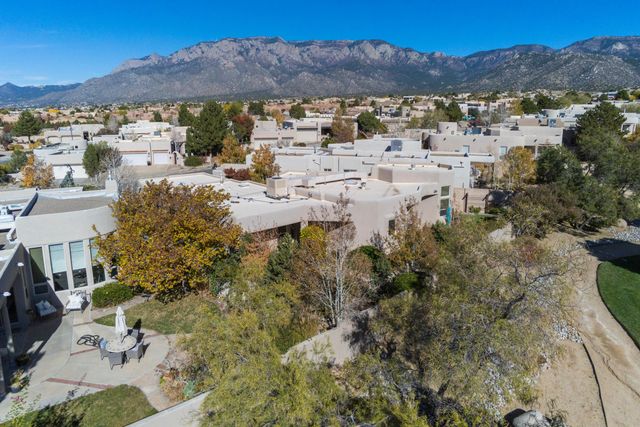 13206 Moondance Place NE, Albuquerque, NM 87111