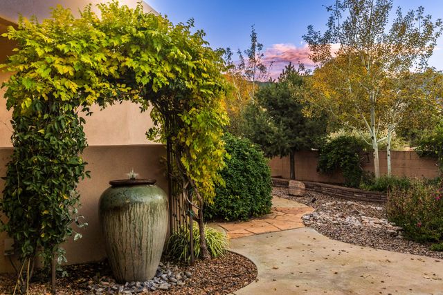 13206 Moondance Place NE, Albuquerque, NM 87111