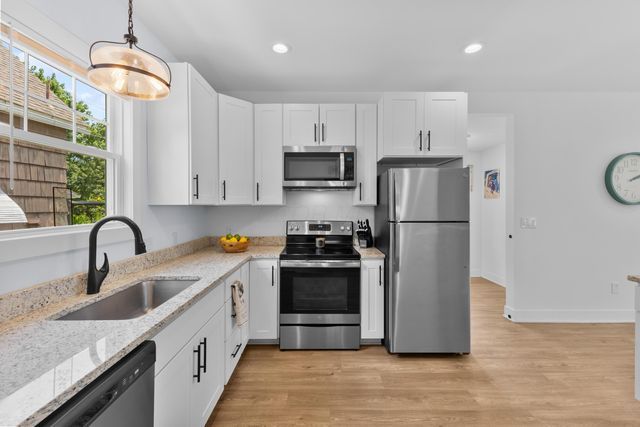 3227 Columbus Street, Grove City, OH 43123