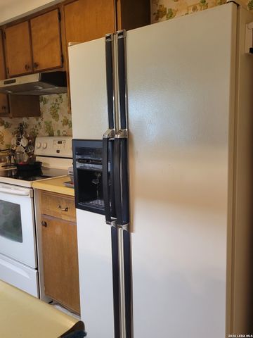 4202 AVENIDA PRIMA ST, San Antonio, TX 78233