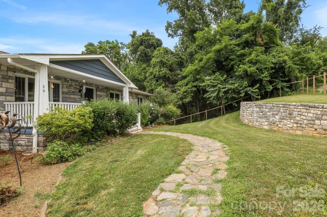 26 Crestwood Drive, Arden, NC 28704