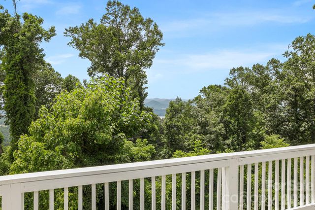 26 Crestwood Drive, Arden, NC 28704