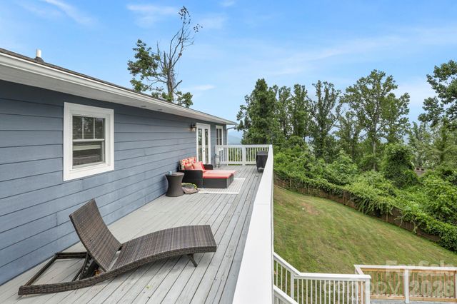 26 Crestwood Drive, Arden, NC 28704