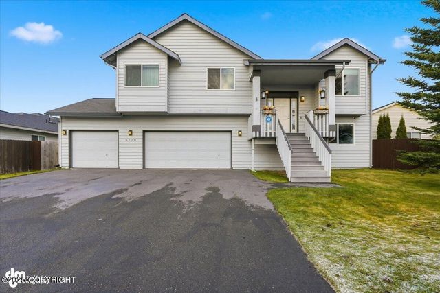 5720 Kenai Fjords Loop, Anchorage, AK 99502