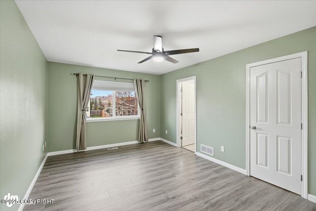 5720 Kenai Fjords Loop, Anchorage, AK 99502