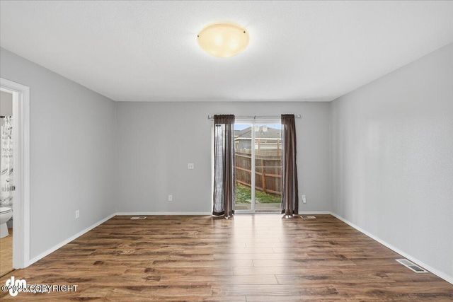 5720 Kenai Fjords Loop, Anchorage, AK 99502