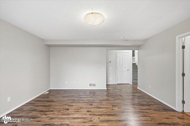 5720 Kenai Fjords Loop, Anchorage, AK 99502