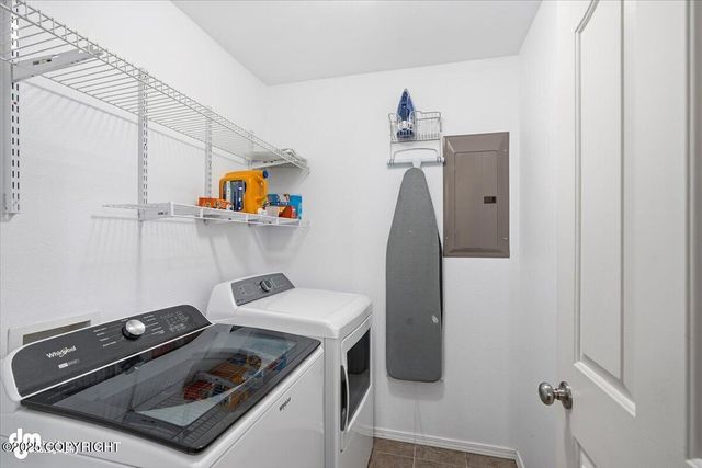 5720 Kenai Fjords Loop, Anchorage, AK 99502