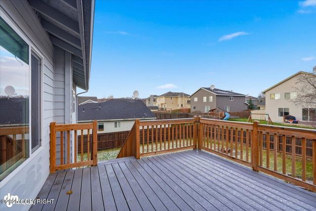 5720 Kenai Fjords Loop, Anchorage, AK 99502