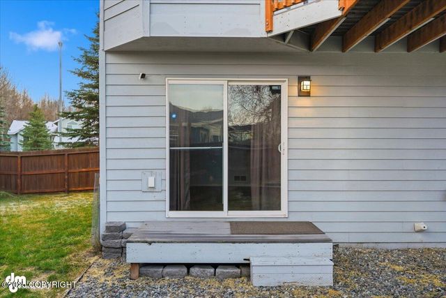 5720 Kenai Fjords Loop, Anchorage, AK 99502