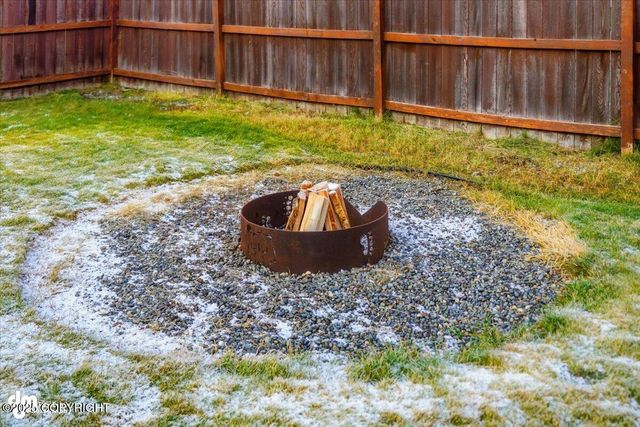 5720 Kenai Fjords Loop, Anchorage, AK 99502