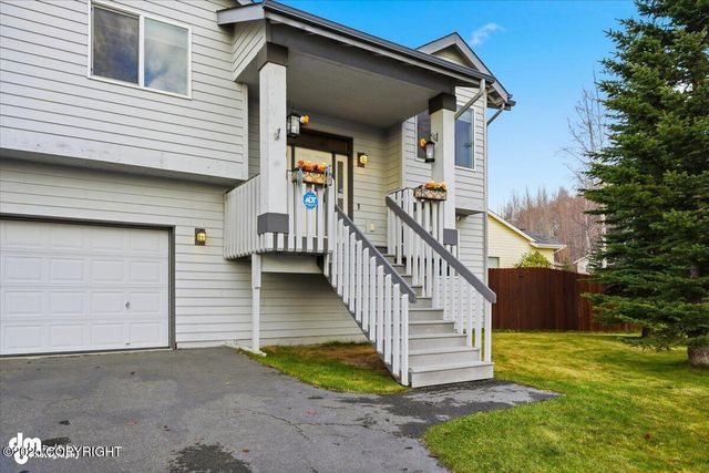 5720 Kenai Fjords Loop, Anchorage, AK 99502