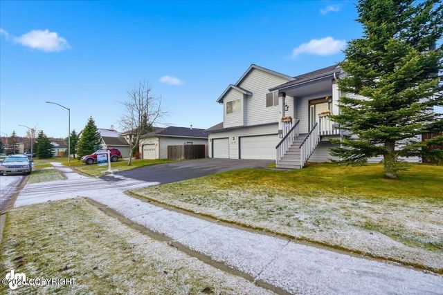 5720 Kenai Fjords Loop, Anchorage, AK 99502