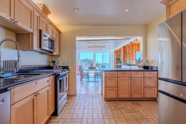 244 Shoreview Avenue, Pacifica, CA 94044