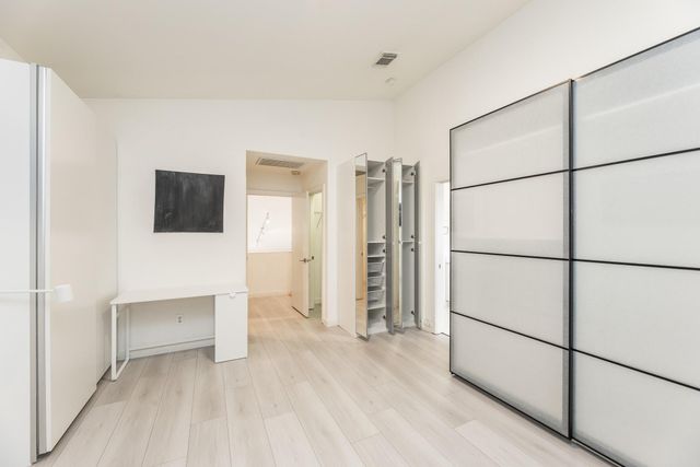 2714 Chenevert Street, Houston, TX 77004