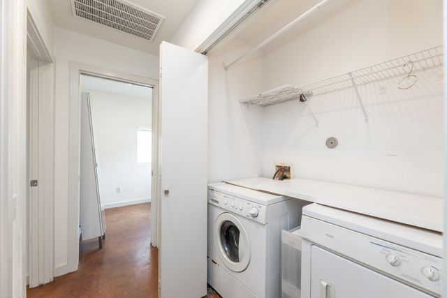 2714 Chenevert Street, Houston, TX 77004