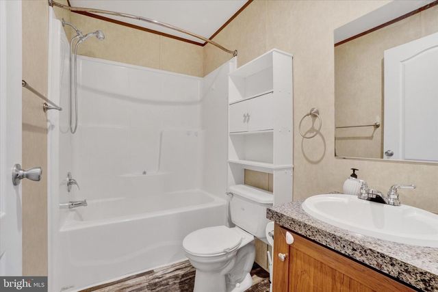 304 BROOKLYN DR, York, PA 17406