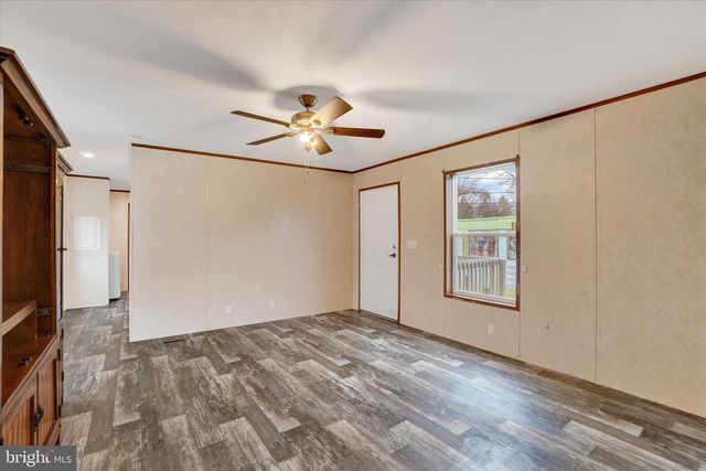 304 BROOKLYN DR, York, PA 17406