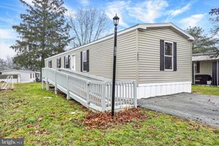304 BROOKLYN DR, York, PA 17406