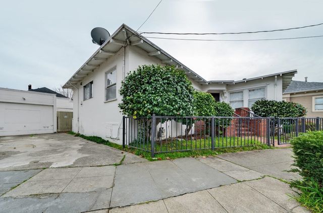 629 66th, Oakland, CA 94609