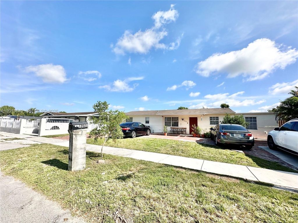 12021 SW 191st St 2, Miami, FL 33177