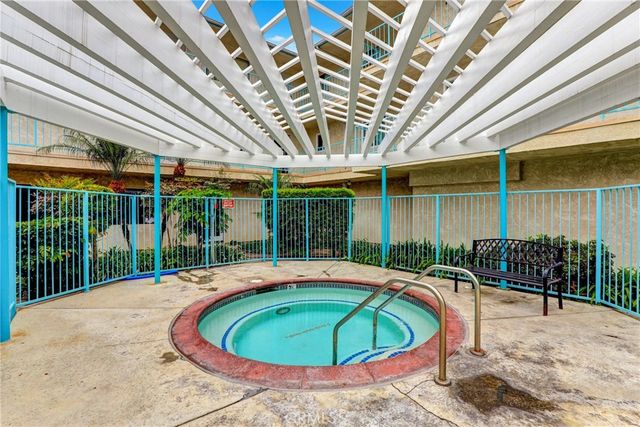14405 Cerise Avenue 13, Hawthorne, CA 90250