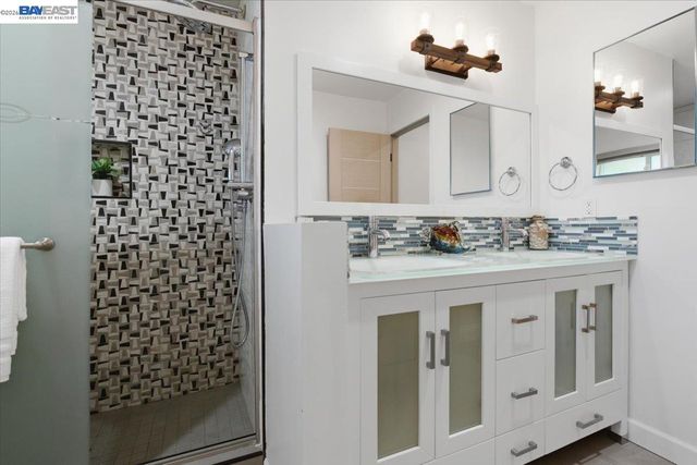 706 Wisteria Dr, Fremont, CA 94539