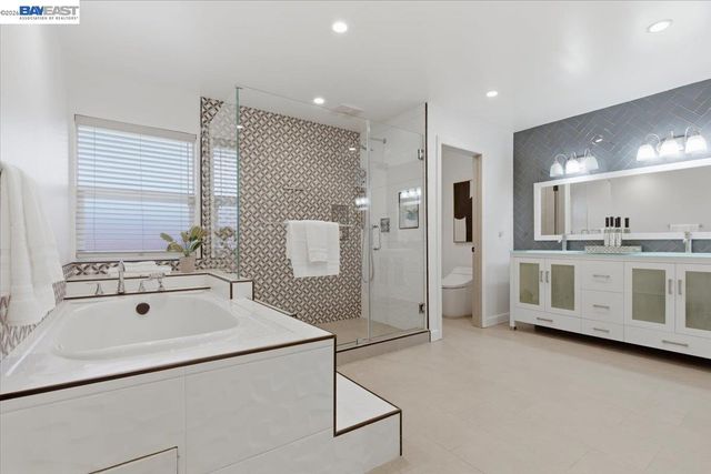 706 Wisteria Dr, Fremont, CA 94539