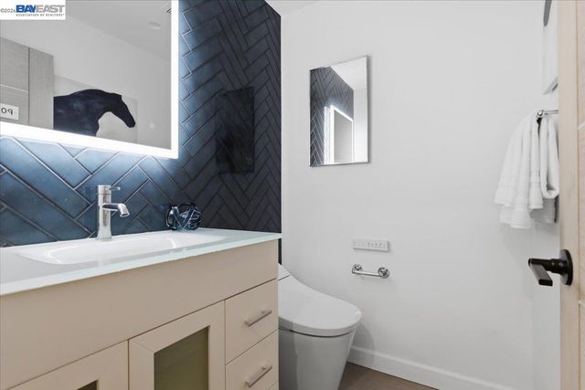 706 Wisteria Dr, Fremont, CA 94539