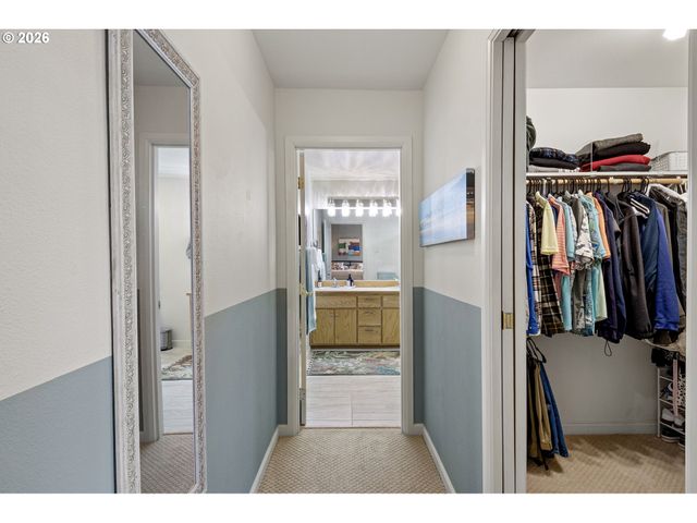 1156 12TH St Se, Bandon, OR 97411