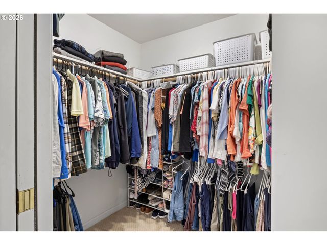 1156 12TH St Se, Bandon, OR 97411