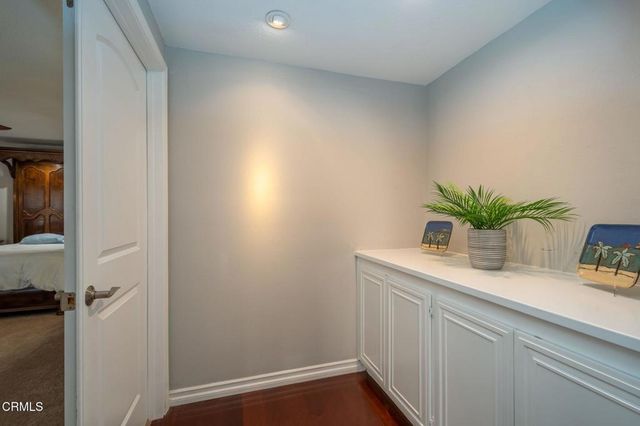 34121 Village 34, Camarillo, CA 93012