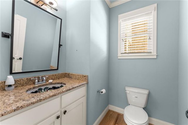 6277 Lakeview Drive, Buford, GA 30518