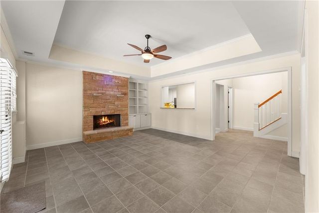 6277 Lakeview Drive, Buford, GA 30518