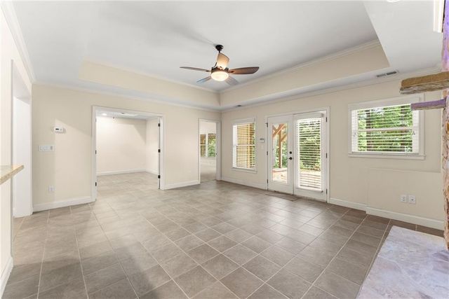 6277 Lakeview Drive, Buford, GA 30518