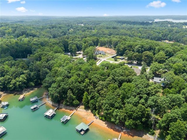 6277 Lakeview Drive, Buford, GA 30518