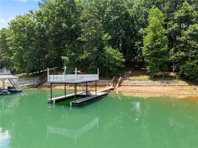 6277 Lakeview Drive, Buford, GA 30518