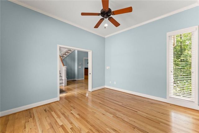 6277 Lakeview Drive, Buford, GA 30518