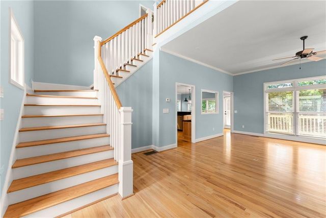 6277 Lakeview Drive, Buford, GA 30518