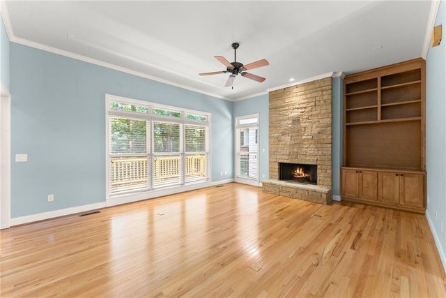 6277 Lakeview Drive, Buford, GA 30518